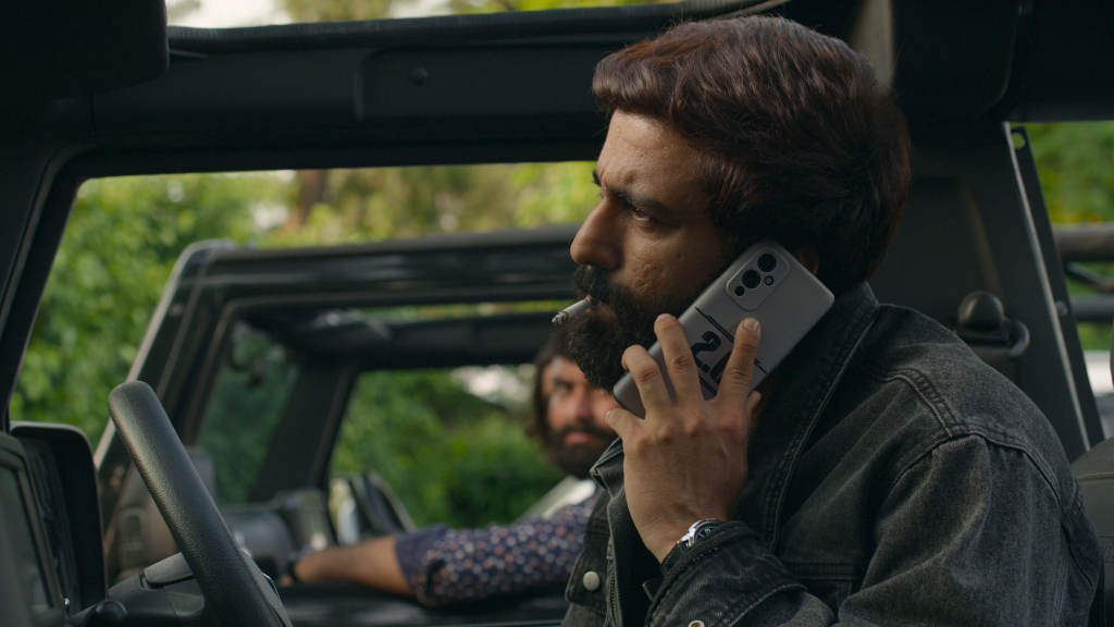 Sapne-Vs-Everyone---S02E05---Main-Bhagwaan-Banunga.mkv_screenshot_03.png