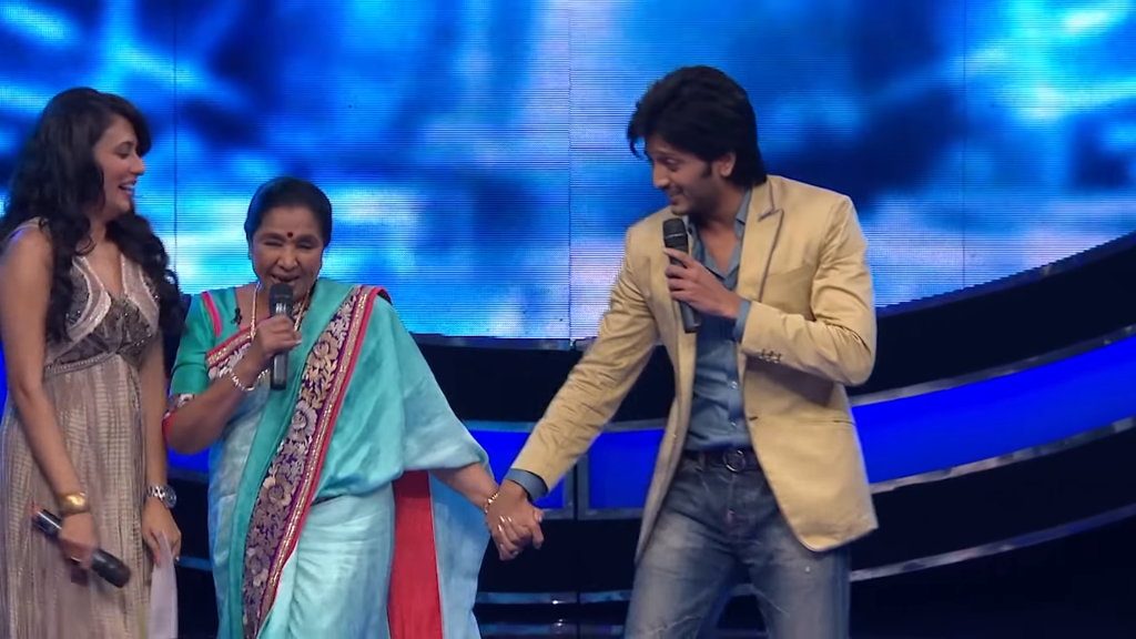 Indian-Idol---S16E58---Idols-Ode-to-Asha-Bhosale---Part-2.mkv_screenshot_01.png