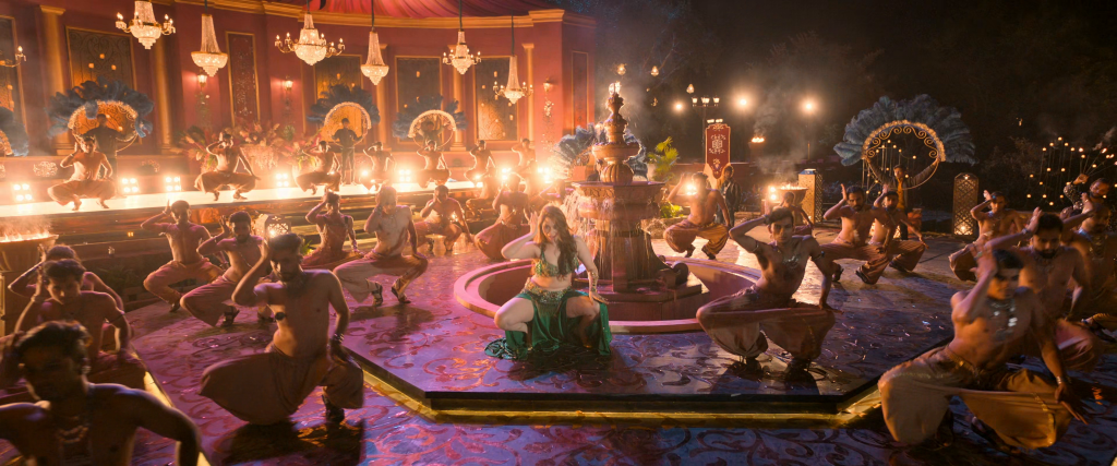 Stree.2.2024.2160p.WEB-DL.DDP.5.1.Atmos.H265-DUS.mkv_screenshot_04.png