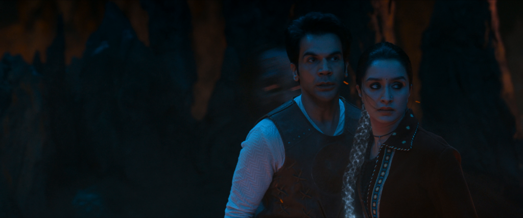 Stree.2.2024.2160p.WEB-DL.DDP.5.1.Atmos.H265-DUS.mkv_screenshot_08.png
